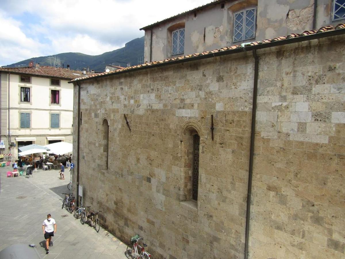 Appartamento In Centro Storico. Camaiore Ngoại thất bức ảnh