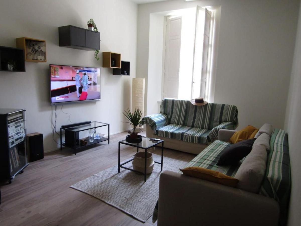 Appartamento In Centro Storico. Camaiore Ngoại thất bức ảnh