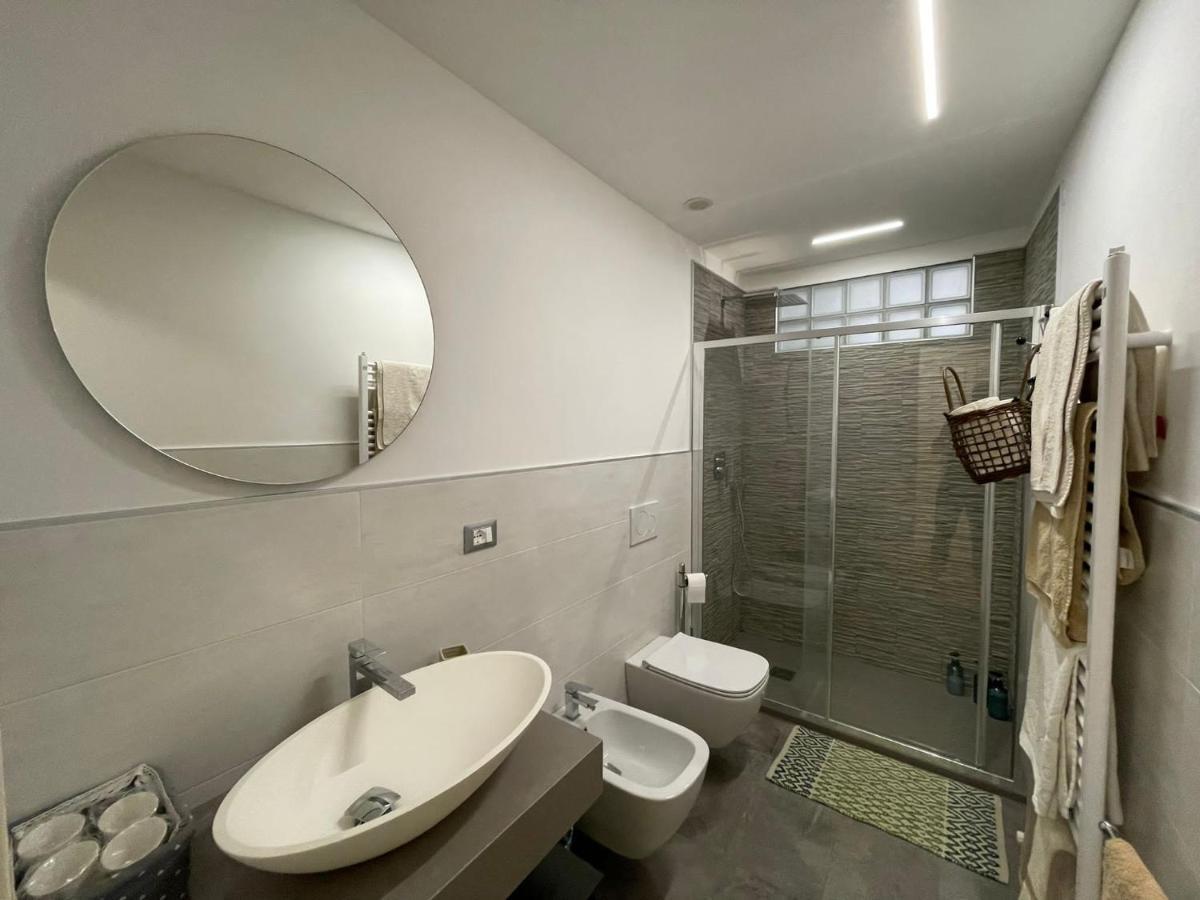 Appartamento In Centro Storico. Camaiore Ngoại thất bức ảnh